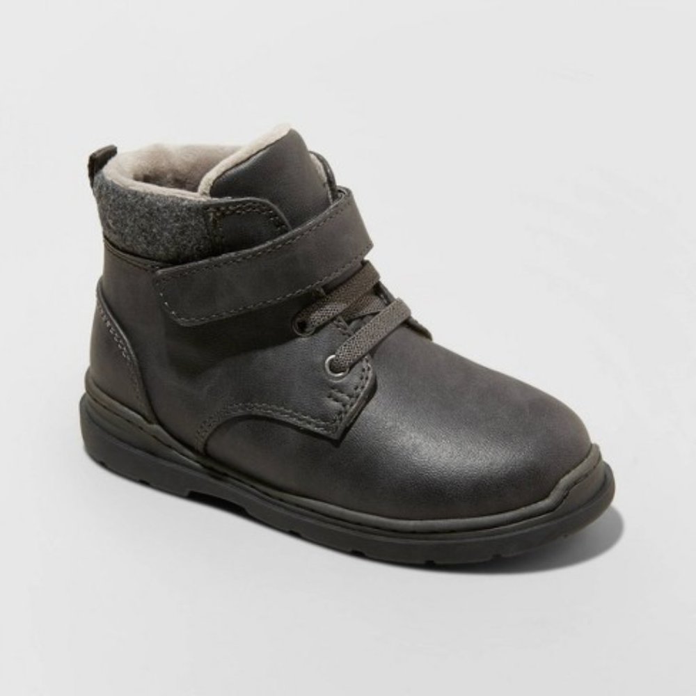 Toddler Boys' Jermaine Fashion Boots - Cat & Jack